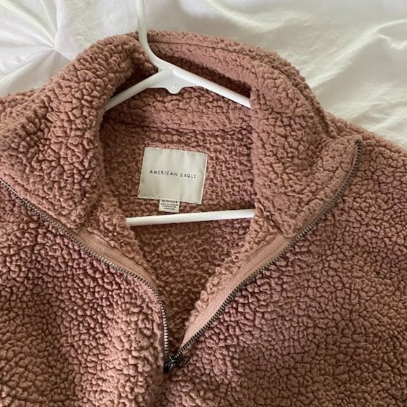 American Eagle Sherpa Quarter Zip - Picture 2 of 2